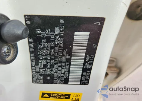 2011 Toyota Highlander Base z USA, uszkodzony, nr VIN 5TDBK3EH7BS082103